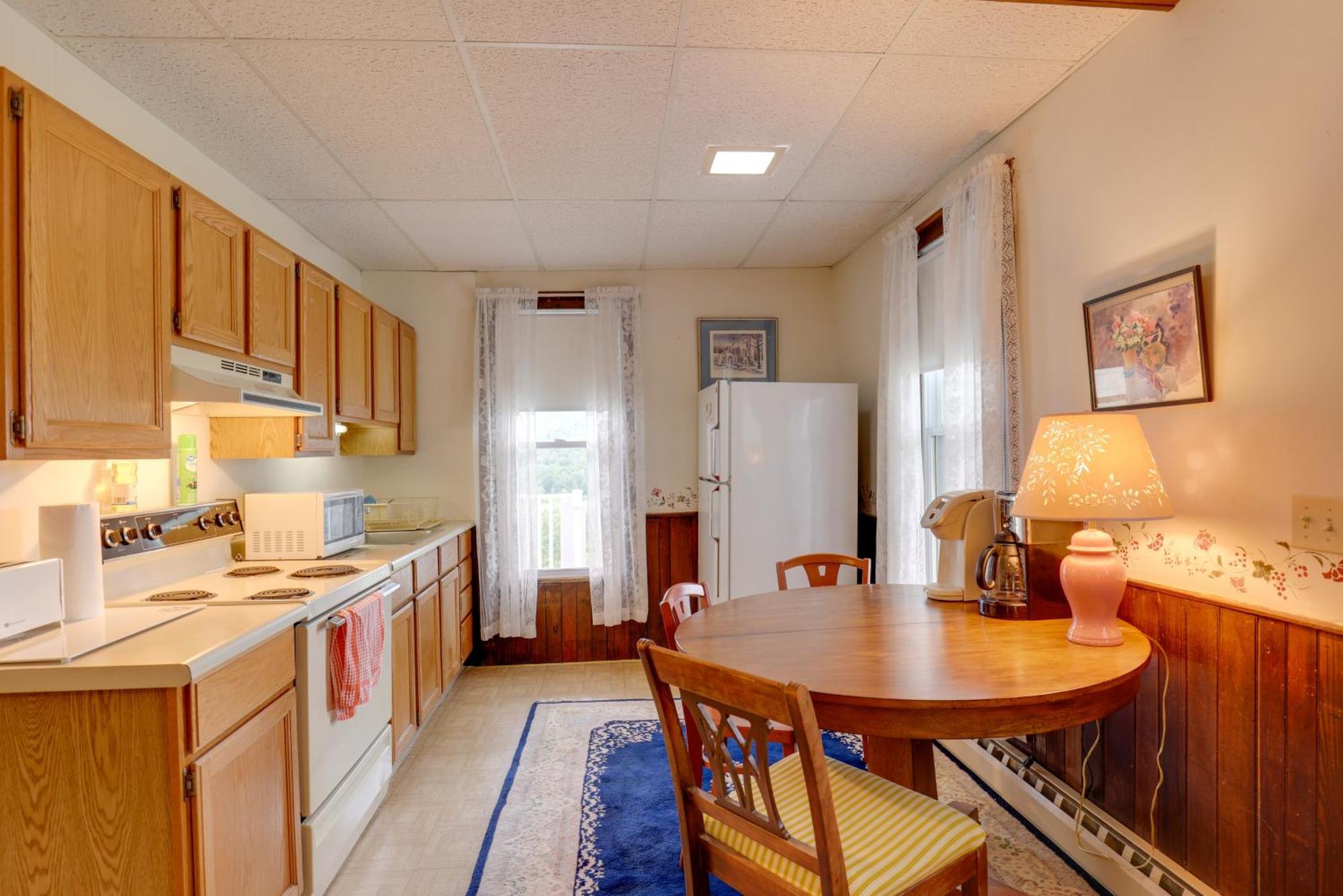Lawrenceville Apartment With Deck Near Gaming Lands! Exteriör bild